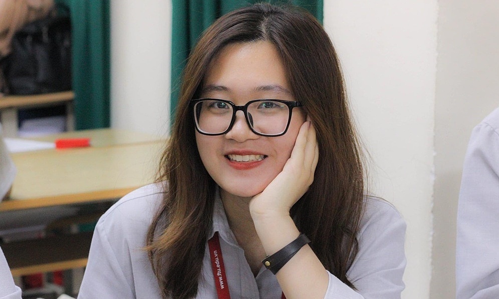 đại học ngoại thương văn bằng 2 tiếng anh