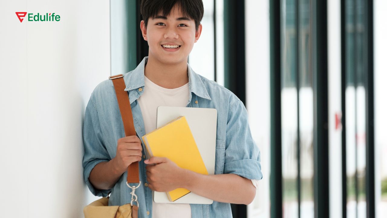 Bài tập đọc hiểu tiếng Anh trình độ A2 về chủ đề thông tin cá nhân Bài tập đọc hiểu tiếng Anh trình độ A2 về chủ đề thông tin cá nhân