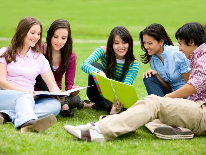 Trình độ B1 tiếng Anh là khả năng sử dụng tiếng Anh trong giao tiếp cơ bản