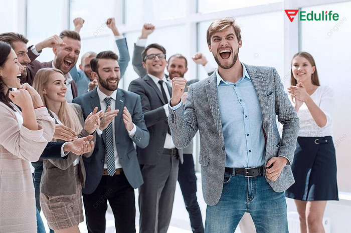 Để diễn tả 2 hành động cùng xảy ra hoặc nối tiếp nhau trong quá khứ, ta dùng cấu trúc When, While thì không
