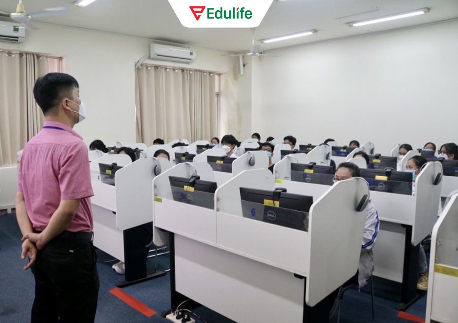 Các địa điểm tổ chức thi VSTEP đều được trang bị đầy đủ trang thiết bị.