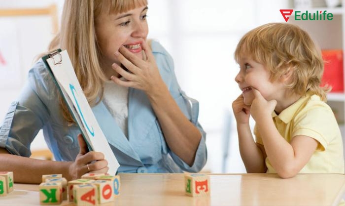 Nguyên âm đôi giúp lời nói tự nhiên, mượt mà và dễ hiểu hơn trong tiếng Anh giao tiếp