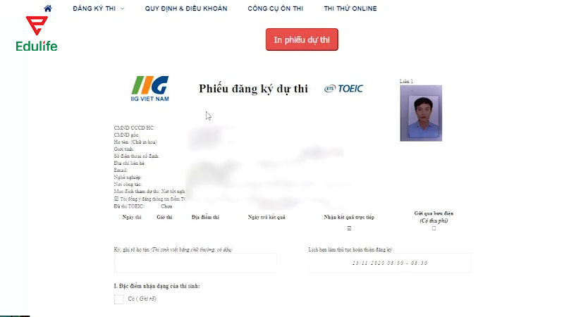 In phiếu dự thi để chuẩn bị tham gia thi 