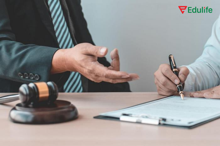 Câu thức giả định có dùng để thể hiện lệnh, chỉ thị,...