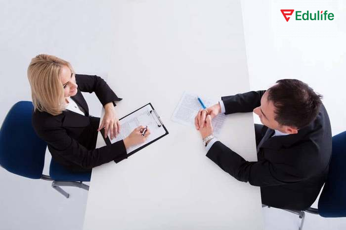 Câu hỏi giả định có lựa chọn linh hoạt, giúp hạn chế sự khó xử cho người nghe