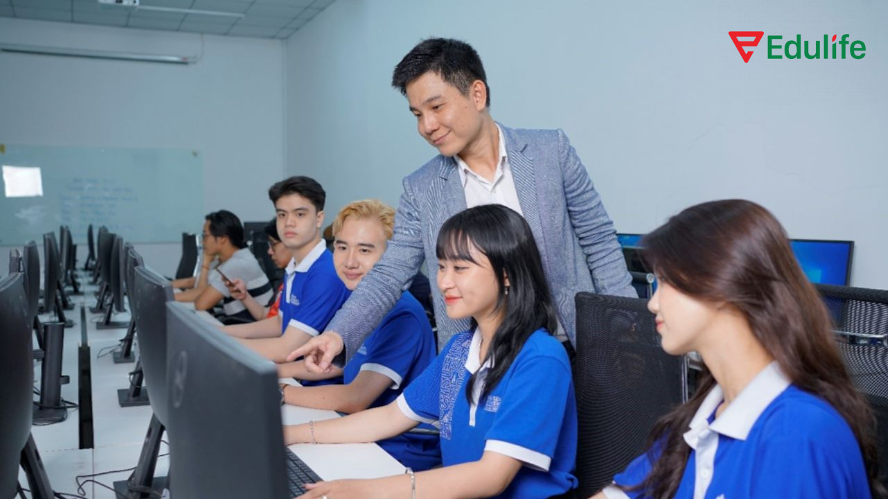 Chuẩn đầu ra tiếng Anh Đại học Hoa Sen