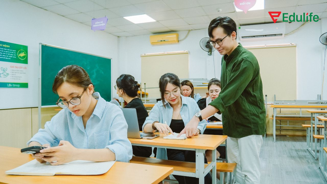 Tham gia khóa học tiếng Anh giúp rút ngắn quá trình luyện thi chứng chỉ