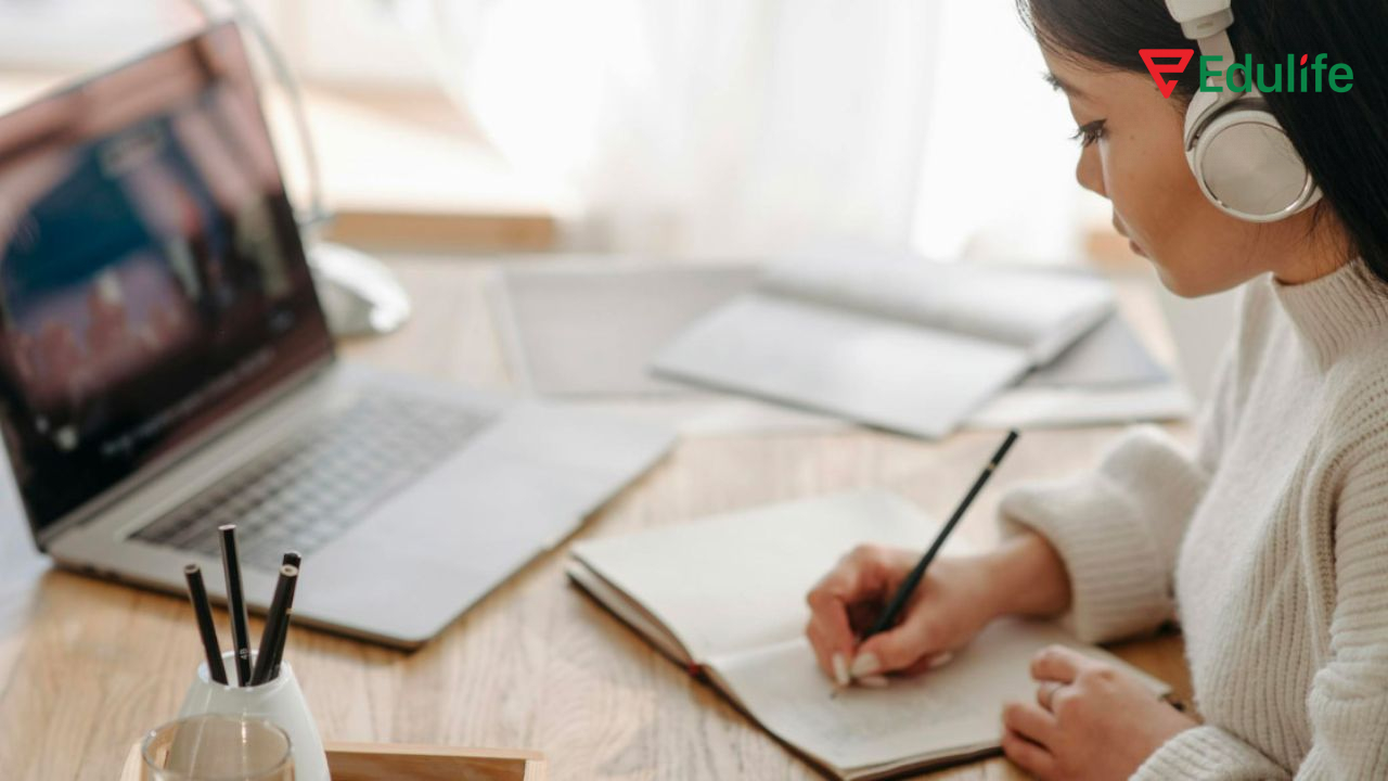 Thực hành thường xuyên giúp nâng cao khả năng phản xạ tiếng Anh