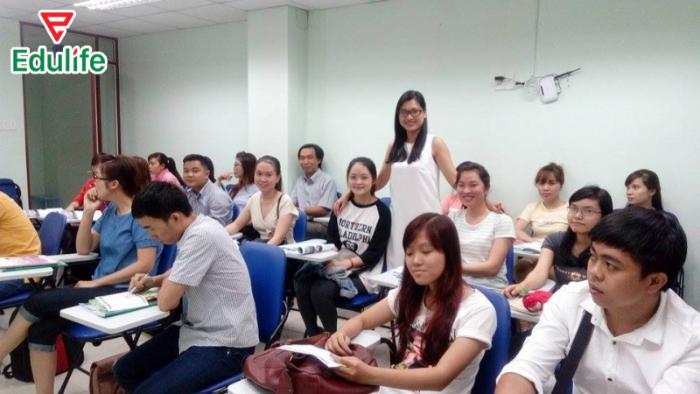 Với Edulife, việc đạt chứng chỉ tiếng Anh A2 trở nên dễ dàng và hiệu quả hơn bao giờ hết