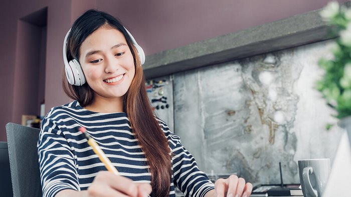 Dù học tiếng Anh B1 online tại nhà nhưng bạn cần chú trọng ôn luyện đủ các kỹ năng nghe – nói – đọc – viết