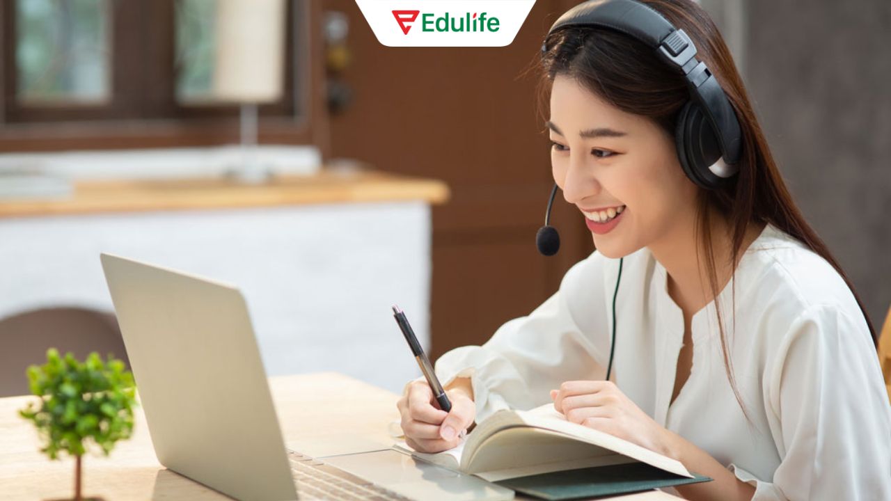 Trong giai đoạn đầu, người học nên tập trung củng cố vững chắc nền tảng tiếng Anh