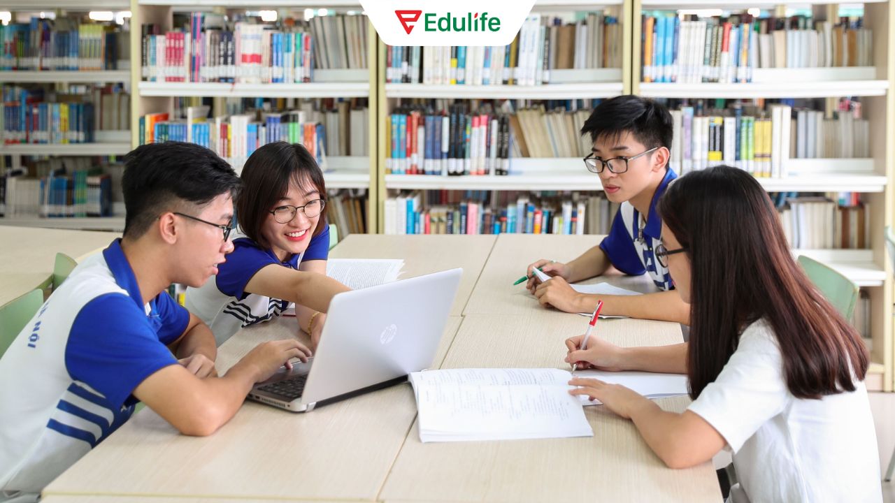 Lệ phí thi VSTEP Đại học Khoa học Xã hội và Nhân văn TPHCM đối với thí sinh đăng ký thi theo nhóm sẽ rẻ hơn so với đăng ký cá nhân