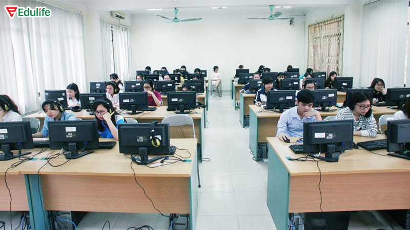 Cơ sở vật chất của trường ĐH Vinh phục vụ kỳ thi VSTEP rất hiện đại