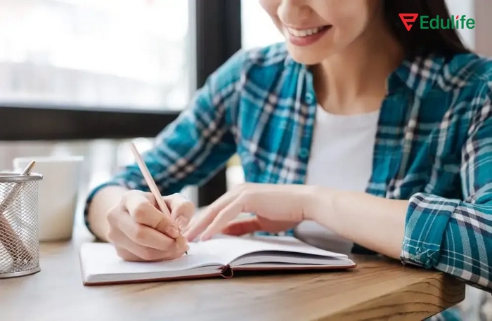Hãy chọn sách tham khảo tiếng Anh lớp 11 ôn luyện chuyên biệt 1 – 2 kỹ năng nhất định để hiểu sâu hơn