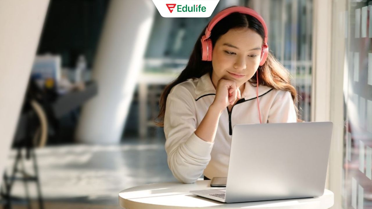 Thường xuyên luyện nghe để nâng cao khả năng nghe hiểu