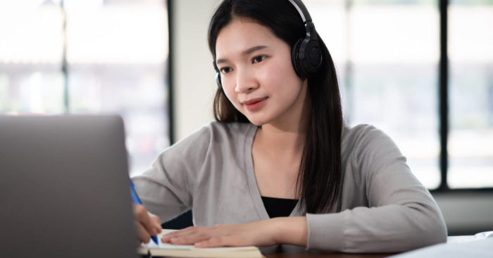 Khi thi tiếng Anh B1, thí sinh sẽ thi “Nghe” 40 phút 