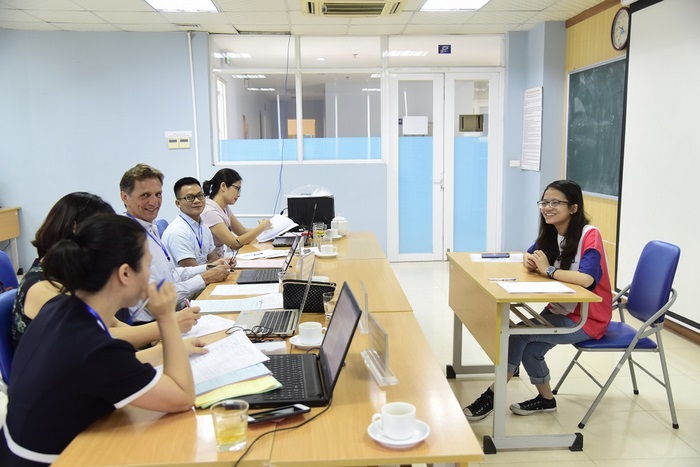 Phần Nói thi VSTEP bao nhiêu phút? Phần này chỉ diễn ra khoảng 12 phút