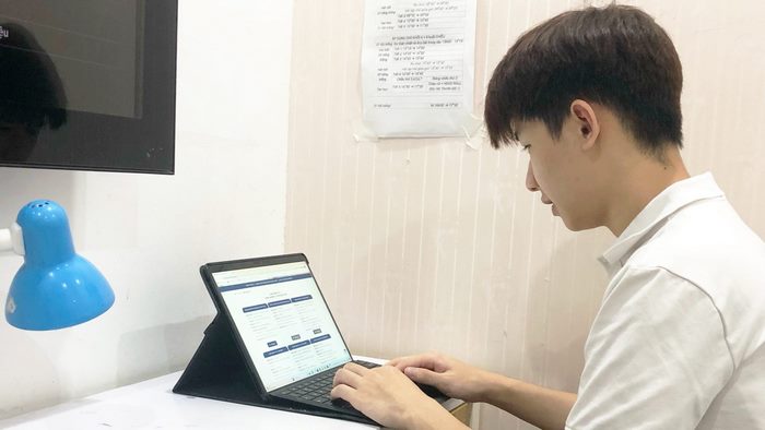 Bạn có thể tiến hành tra cứu điểm thi VSTEP Đại học Cần Thơ qua website trên nhiều thiết bị khác nhau