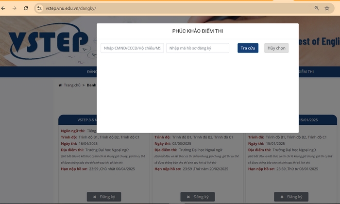 Sau khi tra cứu điểm thi VSTEP Đại học Ngoại Ngữ, bạn tiến hành yêu cầu phúc khảo tại cùng trang website