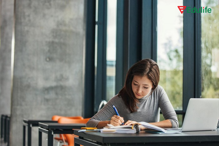 Hiểu rõ về trạng từ giúp giao tiếp tiếng Anh hiệu quả