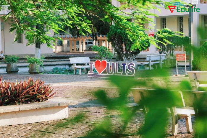 ULIS là một địa chỉ trung tâm Aptis uy tín bạn nên tham khảo khi muốn kiểm tra, đánh giá năng lực ngoại ngữ