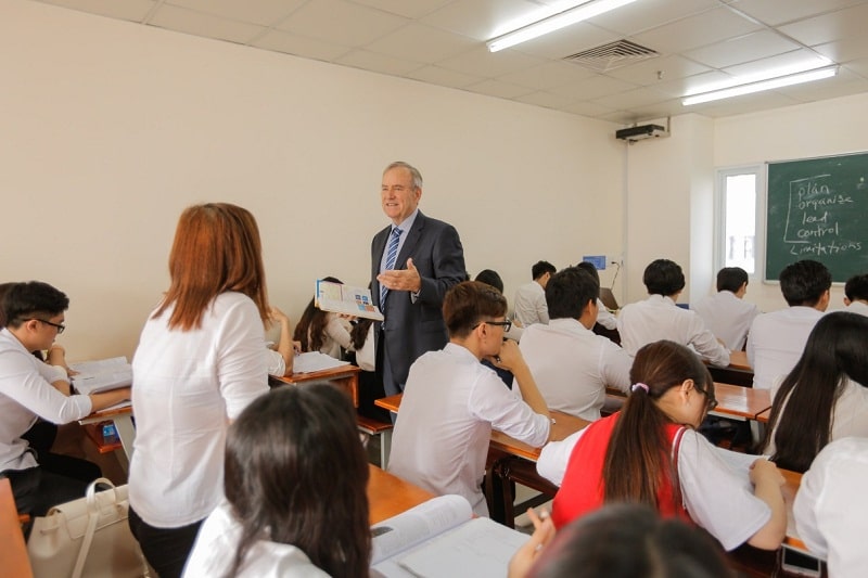 tuyển sinh văn bằng 2