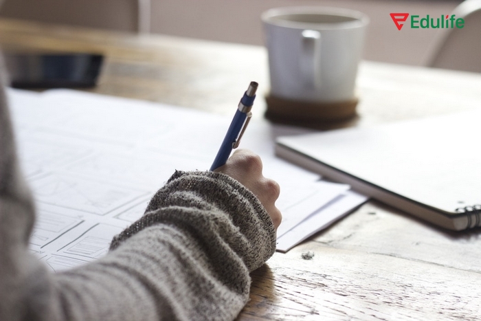 Để bài viết tiếng Anh 11 Unit 3 Writing thành công, các em cần chọn bố cục, từ vựng, cấu trúc câu phù hợp chủ đề