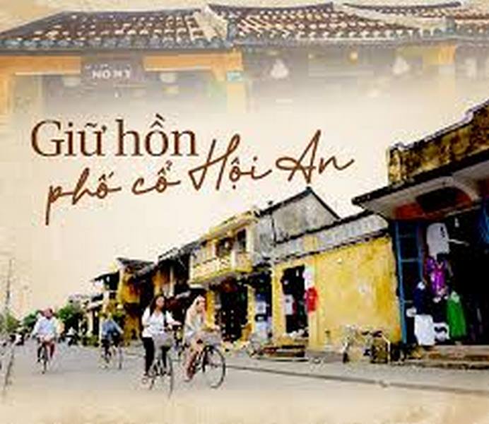 Bạn có thể trình bày bài tập nhóm tiếng Anh 11 Unit 6 Project viết về Phố Cổ Hội An