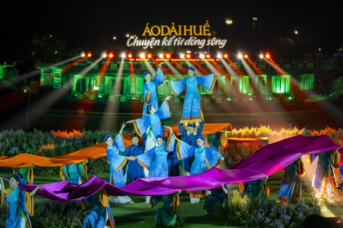 Tiếng Anh 11 Unit 6 Từ vựng có nhiều từ mới xoay quanh các hoạt động bảo tồn di sản văn hóa