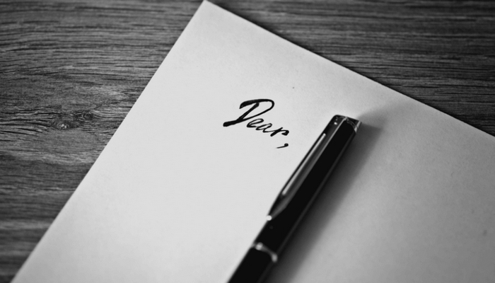 Học tốt kỹ năng Writing trong Unit 7 giúp học sinh thuần thục viết email, thư xin việc hay giao tiếp bằng văn bản trong môi trường học tập