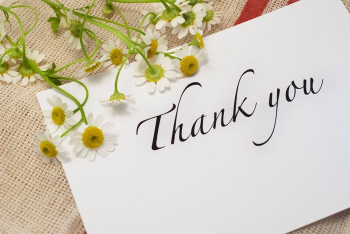 Phần tiếng Anh 11 Unit 8 Communication and Culture còn giúp học sinh biết cách cảm ơn, đưa ra lời chúc,... ứng dụng nhiều trong giao tiếp hàng ngày