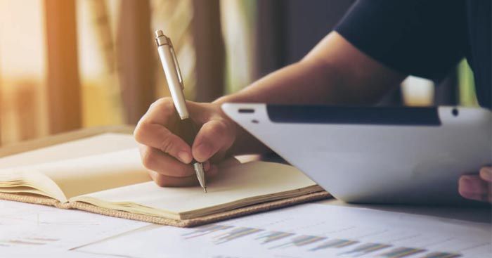 Thông qua bài tập 2 tiếng Anh 11 Unit 8 Writing, học sinh sẽ tự xây dựng được kế hoạch và có thói quen chủ động hơn trong học tập