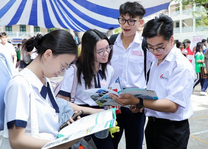 Đề thi Đại học Sư phạm Hà Nội không chỉ nắm vững kiến thức phổ thông mà còn đánh giá về năng lực và tư duy