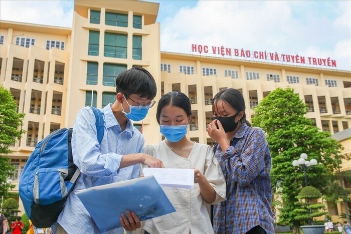 Không có đề thi Học viện Báo chí và Tuyên truyền riêng biệt vì năm 2025 nhà trường sẽ sử dụng điểm thi tốt nghiệp THPT xét tuyển