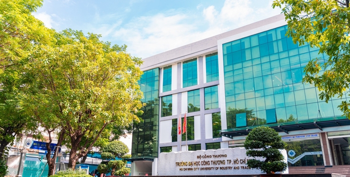 đề thi VSTEP Đại học Công Thương TP.HCM