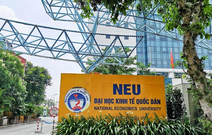 đề thi VSTEP Đại học Kinh Tế Quốc Dân