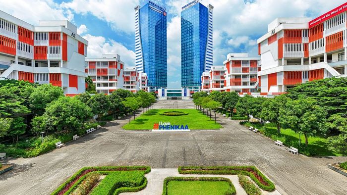 đề thi VSTEP Đại học Phenikaa