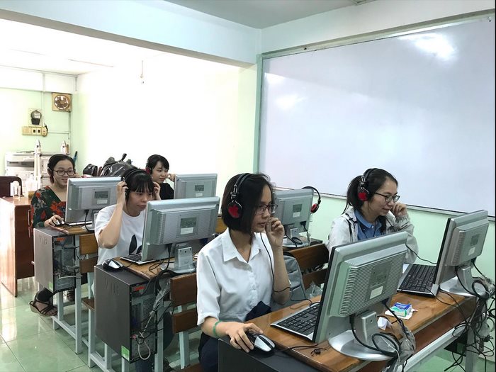 Đề thi VSTEP Học viện Báo chí và Tuyên truyền có nhiều nội dung gắn với giao tiếp học thuật và thực tiễn