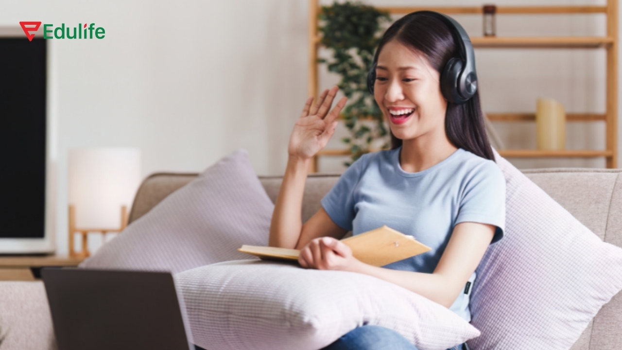 Luyện nghe và nhại lại theo đúng nhịp và ngữ điệu