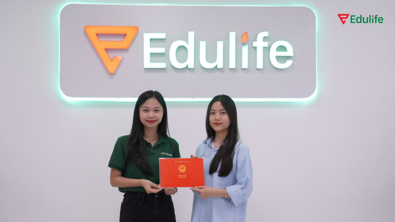 Edulife là trung tâm luyện VSTEP hàng đầu bạn nên chọn Edulife là trung tâm luyện VSTEP hàng đầu bạn nên chọn