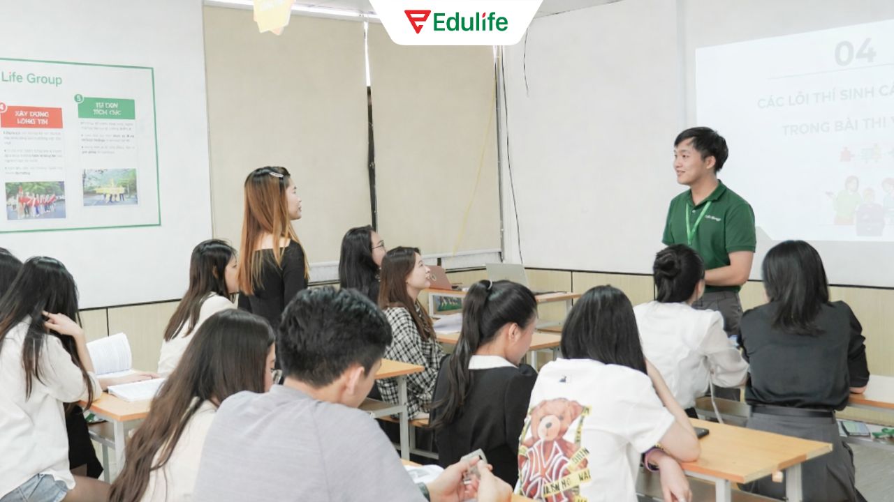 Học tại Edulife học viên sẽ được luyện đề và sửa lỗi sai chi tiết khi làm bài Học tại Edulife học viên sẽ được luyện đề và sửa lỗi sai chi tiết khi làm bài