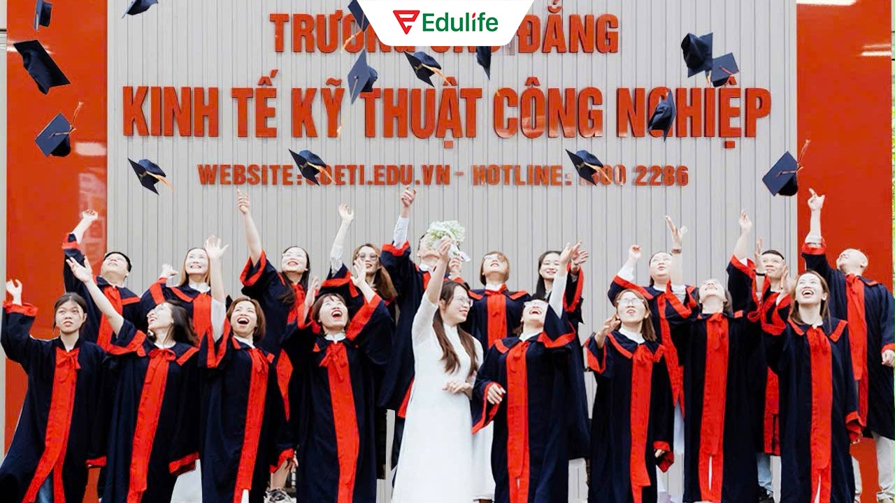 COETI cung cấp chương trình đào tạo chuẩn quy phạm giáo dục