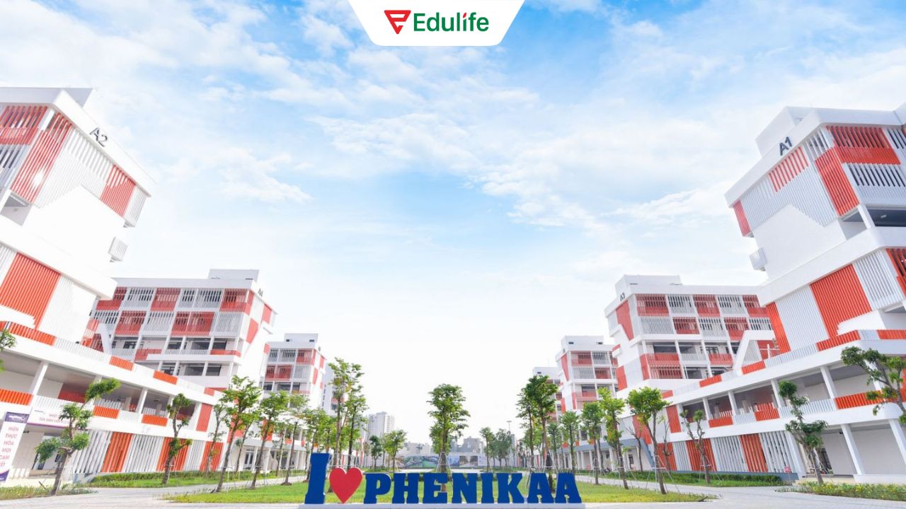 Đại học Phenikaa có các lớp ôn luyện thi VSTEP với cả hình thức học trực tiếp và online