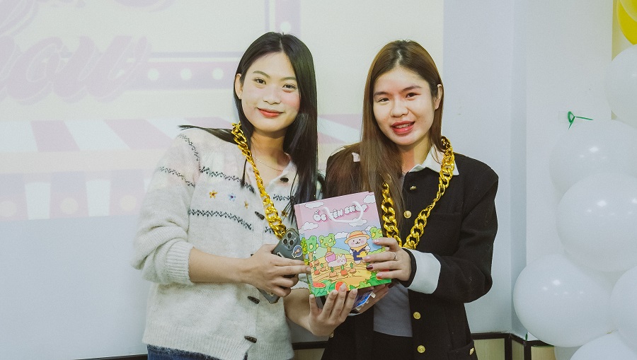 Những món quà nhỏ xinh do chính các anh chuẩn bị cho "em xinh"
