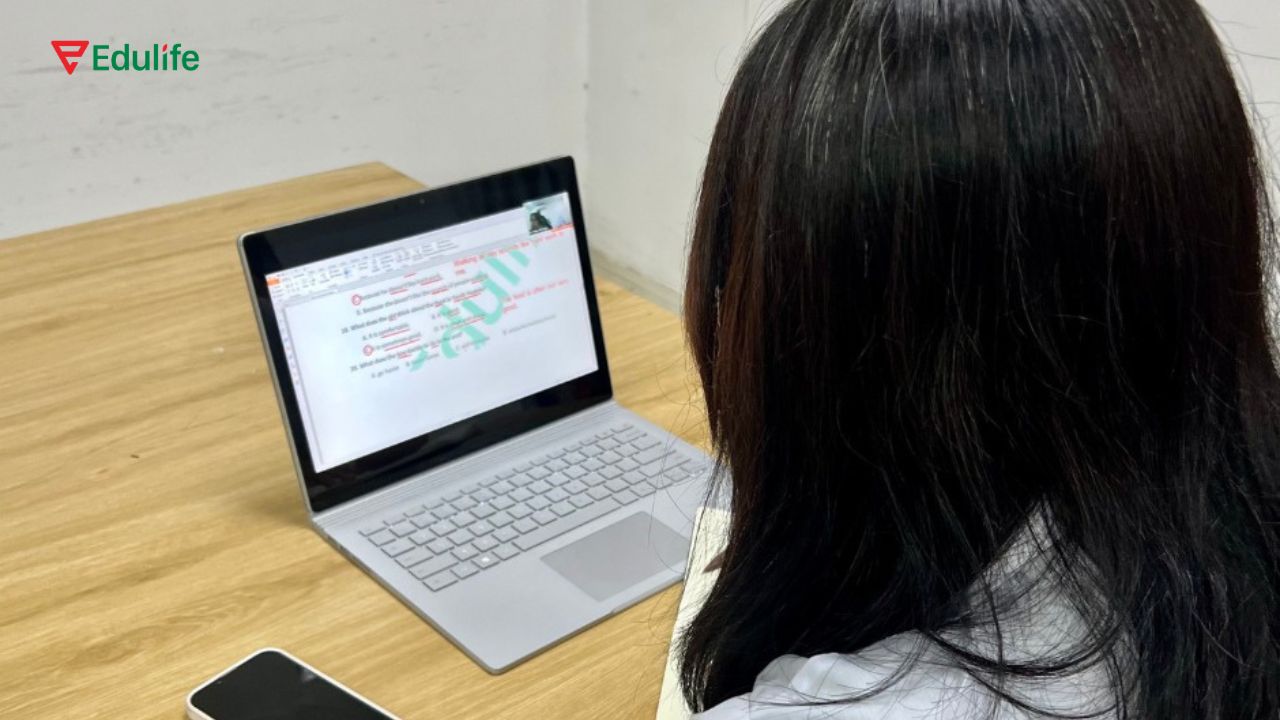 Kiểm tra ngữ pháp và từ vựng để xác định trình độ mất gốc hay đã có nền tảng cơ bản