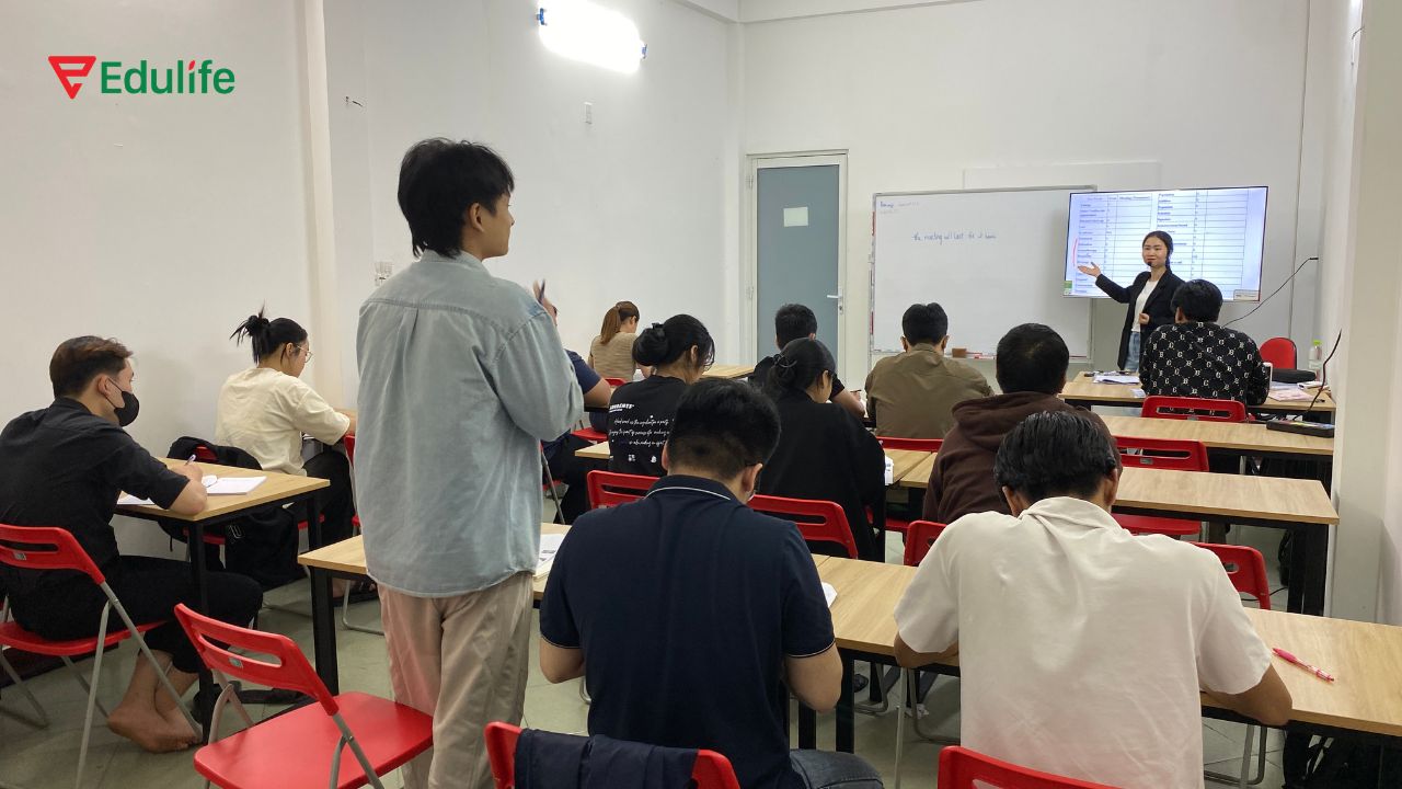 Tham gia các lớp học để có môi trường luyện tập tốt nhất