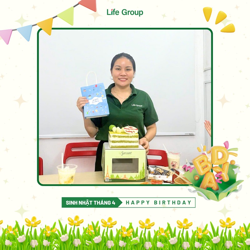 Nhân sự Life Group check-in cùng những phần quà vô cùng ý nghĩa