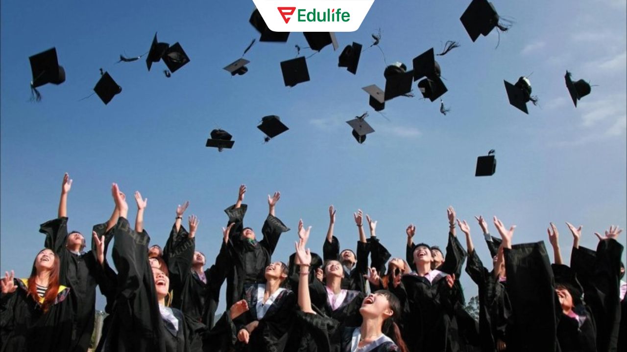 Chứng chỉ Aptis ESOL thường được dùng làm điều kiện xét tốt nghiệp đại học